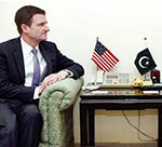 پاکستان سفیر آمریکا را احضار کرد 